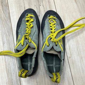 La Sportiva Mythos rock climbing shoes